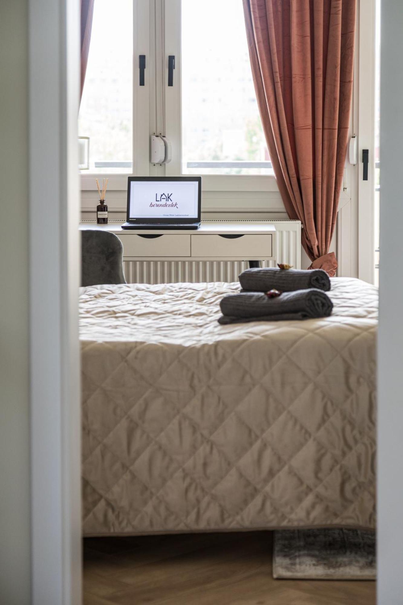 Stock Room Apartman Budapeşte Dış mekan fotoğraf